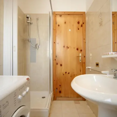 Bilo Silvia 1 E 2 Apartment