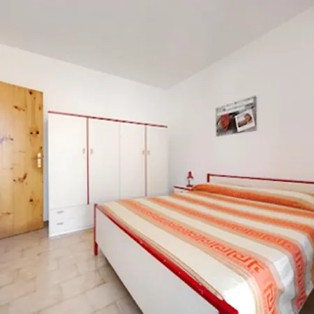 Bilo Silvia 1 E 2 Apartment *